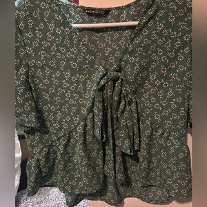 Cropped Green Flowered Blouse